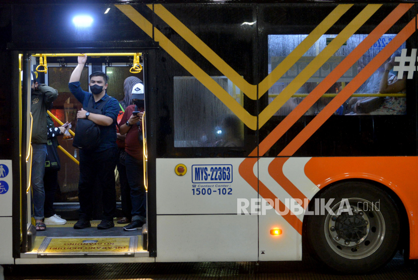 Pj Heru Mengaku Belum Tahu Wacana Tarif Bus Transjakarta Naik Jadi Rp 5.000