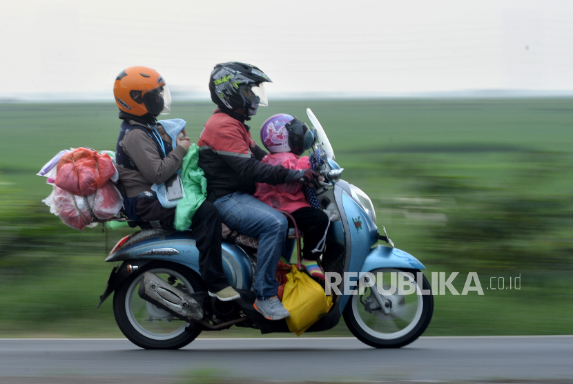 Polisi Bakal Hentikan Pemudik Sepeda Motor yang Bawa Bayi Karena Berisiko Tinggi