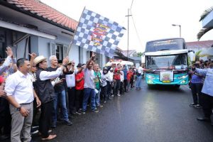 Riangnya Para Peserta Mudik Gratis Bisa Berangkat dari Bandung ke Jateng