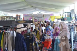 Safari Ramadan BUMN 2023, Pupuk Kaltim Gelar Pasar Sembako Murah