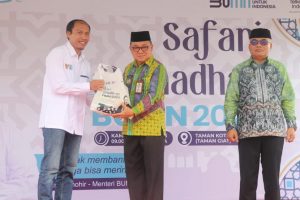 Safari Ramadhan BUMN 2023, Telkom Bagikan 1.000 Paket Sembako di Tabalong Kalsel