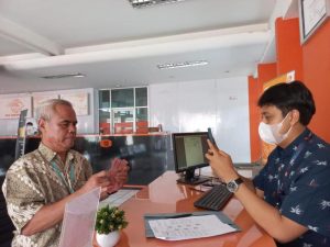 Salurkan Uang Sembako Pensiunan PT Pelindo, Pos Indonesia: Cairkan Sebelum Idul Fitri