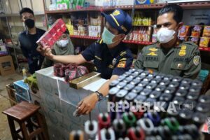 Satpol PP Sepanjang 2022 Sita 700 Ribu Batang Rokok Ilegal di Kota Bekasi