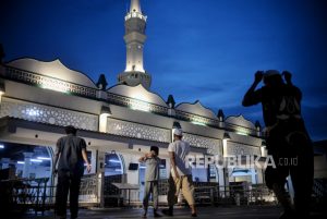 Tata Cara Sholat Jamak Bagi Musafir