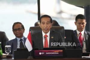 Jelang Libur Panjang, Jokowi Resmi Cabut Status Pandemi Covid-19 di Indonesia