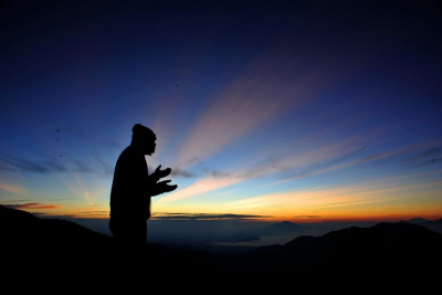 Baca Doa Ini di Pagi Hari, Insyaallah Rezeki Lancar, Bekerja Aman