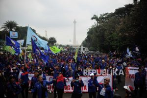 Aksi Peringatan Hari Buruh di kawasan Patung Kuda