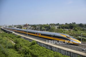 Biaya Kereta Cepat Masih Bengkak, Nego Bunga Belum Temui Titik Terang