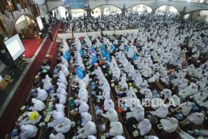 Bimbingan Calon Jamaah Haji Kota Bandung di Masjid Pusdai