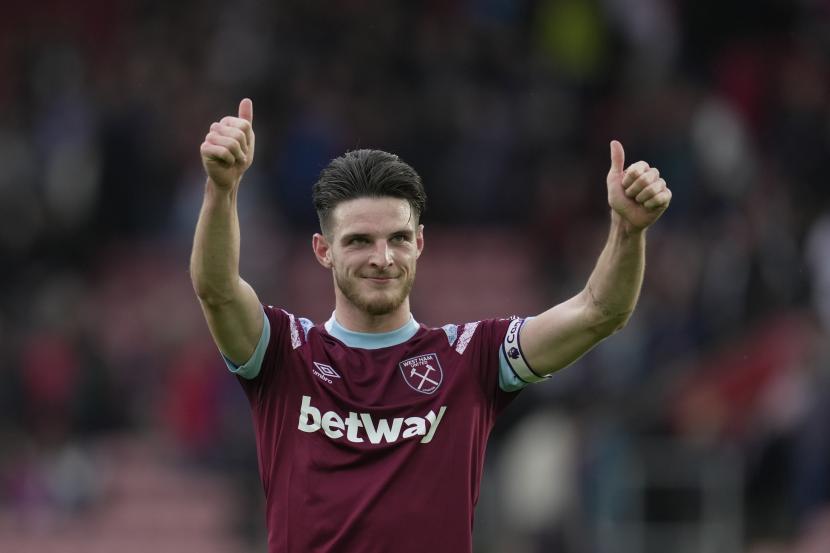 Eks Arsenal Waspadai Munculnya MU Dalam Perburuan Declan Rice