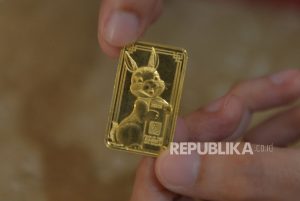 Harga Emas Antam Naik Rp 4.000 per Gram