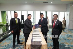 Erick Thohir Melantik Rabin Indrajad Hattari