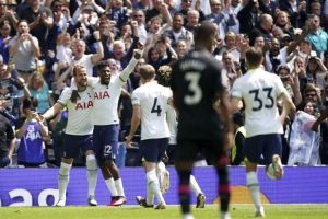 Harry Kane Antar Tottenham Ungguli Brentford pada Babak Pertama