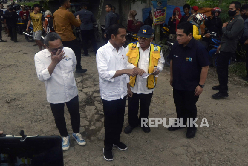 Jokowi Anggarkan Rp 800 Miliar Perbaiki Jalan Rusak di Sumut