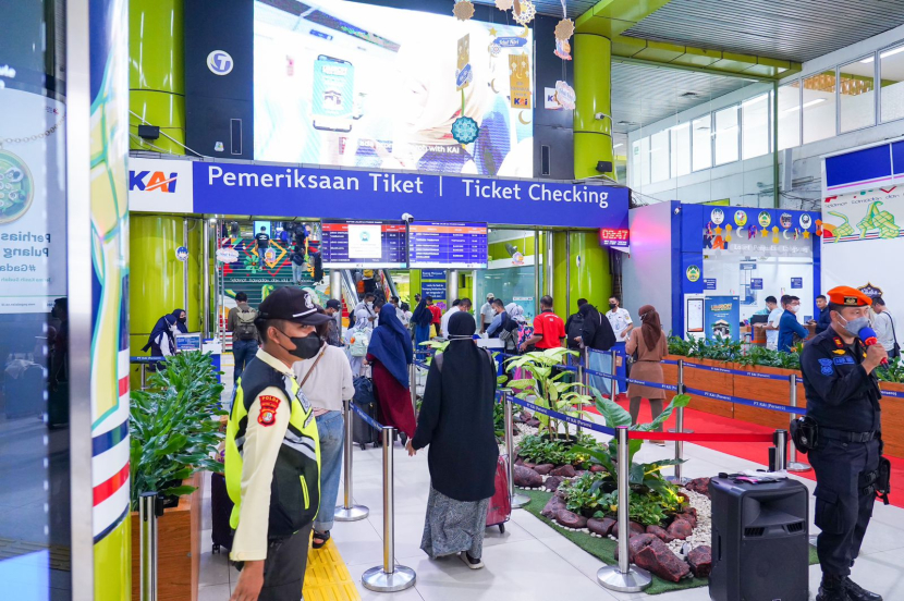   Ilustrasi gambar suasana Stasiun Gambir. (Foto: Humas KAI)