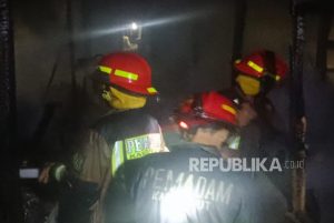 Kios Terbakar di Pasar Guntur Garut Dibenahi, Pedagang akan Direlokasi Sementara