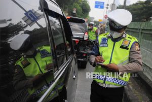 Mabes Polri Bakal Sanksi Tegas Bagi Polisi Nakal yang Mainkan Tilang Manual