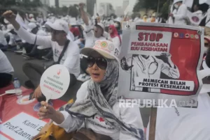 Memaknai Unjuk Rasa Tenaga Kesehatan