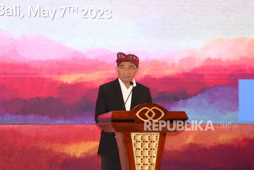 Menko Muhadjir Minta Komunitas Keagamaan Bantu Masalah Stunting dan Kemiskinan