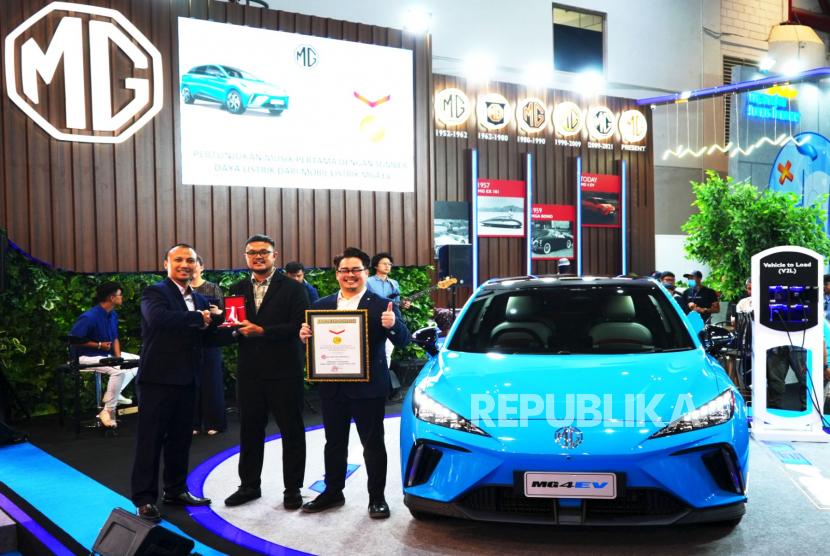 Morris Garages Pamer Teknologi Mobil Listrik, Raih Rekor Muri