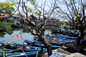 Musim Angin Timuran Tiba, Nelayan Cilacap Bersiap Panen Ikan