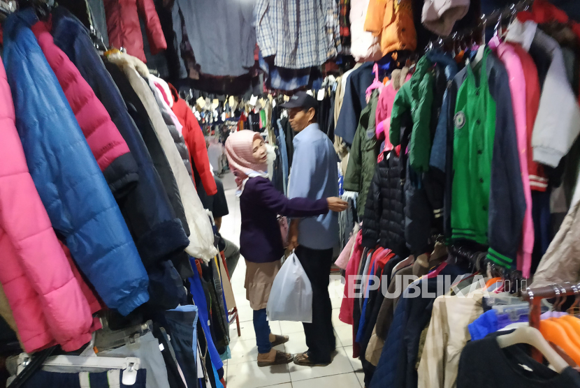 PPATK Ungkap Modus Pencucian Uang Lewat E-commerce dan Thrifting