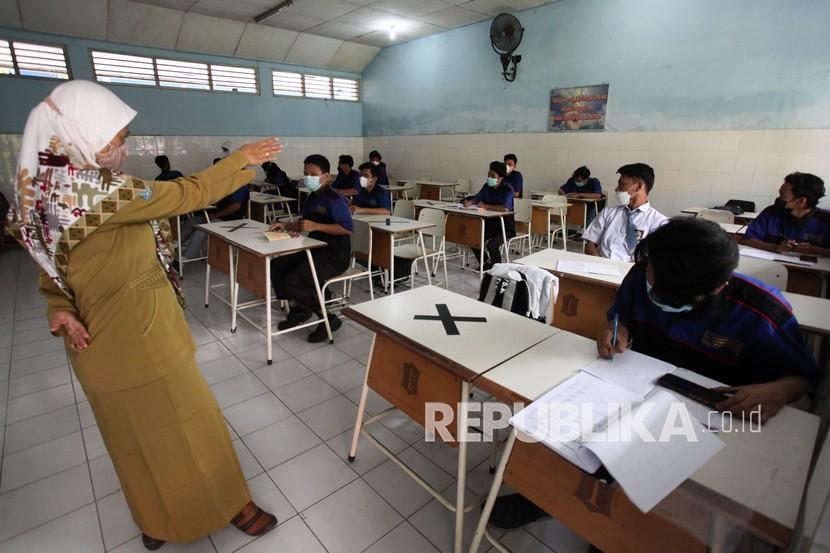 Pemkot Surabaya Usulkan Tambahan Tenaga Pengajar Lewat Seleksi PPPK