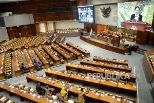 Rapat Paripurna DPR Digelar Hybrid, 76 Anggota Hadir Fisik dan 280 Secara Virtual