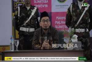 Shaf Sholat Campur Pria Wanita di Al Zaytun, Ustadz Adi Hidayat Jelaskan Hukumnya