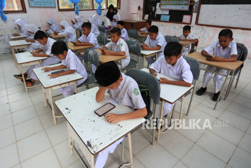 Kebijakan Kanwil Kemenag DIY tentang 5 Hari Belajar di Madrasah Dipandang tidak Membumi?