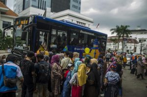 Sopir Trans Metro Pasundan Dipukul Orang tidak Dikenal