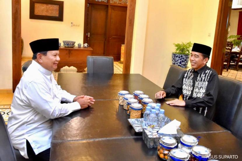 Survei: Naiknya Tingkat Kepuasan Masyarakat kepada Jokowi Dongkrak Elektabilitas Prabowo