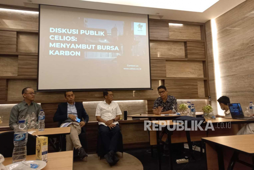 Susun Aturan Teknis Bursa Karbon, Ekonom Sebut Indonesia Bisa Belajar dari Swedia