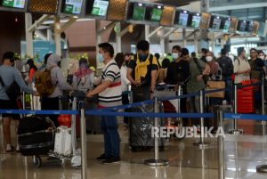 Tarif Angkutan Naik, Ekonom: Inflasi April 2023 Mencapai 0,35 Persen