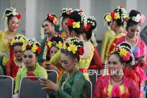 Ujian Tari Tradisional, Mahasiswa ISBI BawakanTari Gaplek