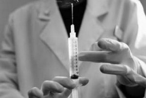 Warga Kerja Bakti Bersihkan Rumah Mewah Dokter Wayan