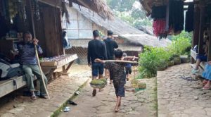 Jalan ke Baduy. Tak Ada Anak Tantrum di Baduy, Bagaimana Orang Tua Mendidiknya?