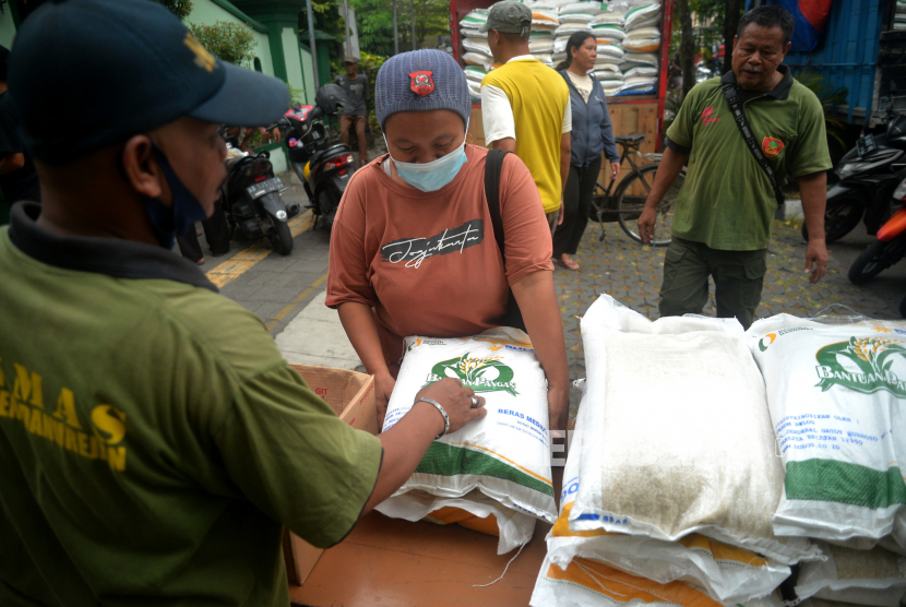 Keluarga Penerima Manfaat Dapat Beras Bantuan Pangan Tahap Dua