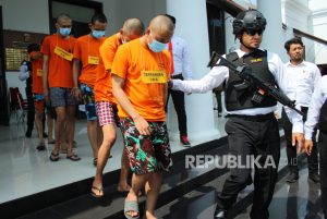 Polisi Ungkap Kasus Pabrik Tembakau Sintetis di Kota Bandung