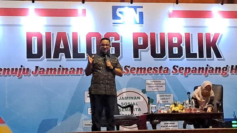 Anies Baswedan Ajak Elemen Buruh Kaji Omnibus Law