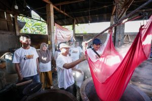 Bangkitkan UMKM di Ciamis, GSJ Rangkul Warga Pelatihan Pembuatan Tahu