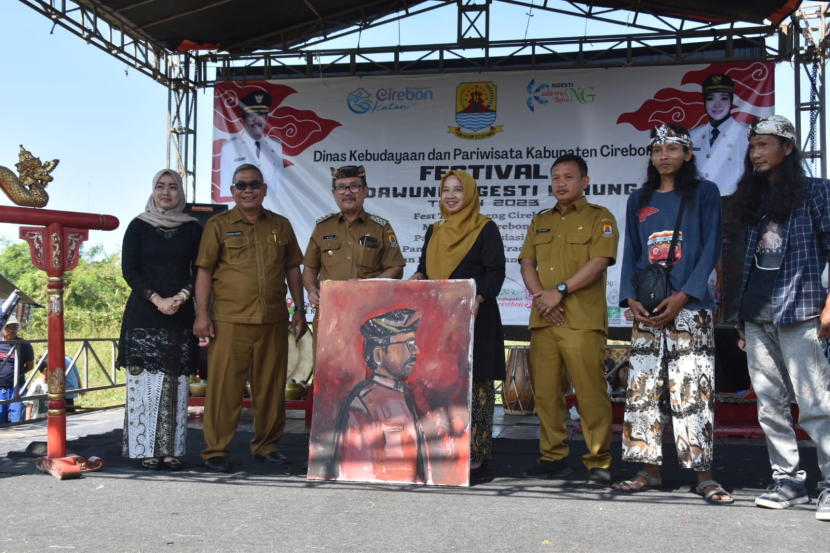 Festival Kedawung Ngesti Luhung dibuka. (Dok Diskominfo Kabupaten Cirebon)