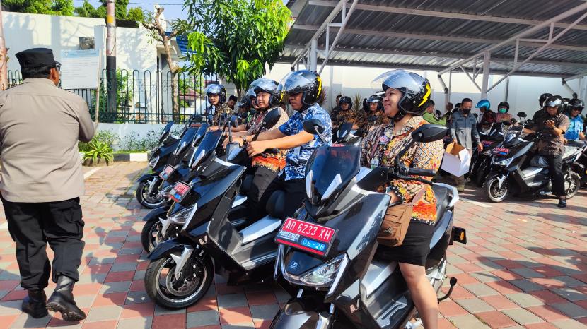 Camat dan Lurah Solo Dapat Pembagian Motor Listrik, Ini Spesifikasinya