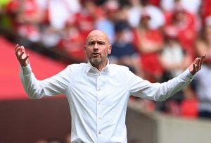 Erik Ten Hag Kecewa MU Kebobolan Gol Mudah di Final Piala FA