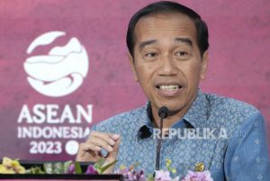 Bertemu Pengurus KAHMI, Jokowi Jelaskan Soal Cawe-Cawe