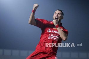 Marko Simic Incar Gol Ke-100 Bersama Persija