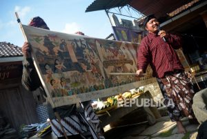 Mengenal Wayang Beber Pancasila | Republika Online