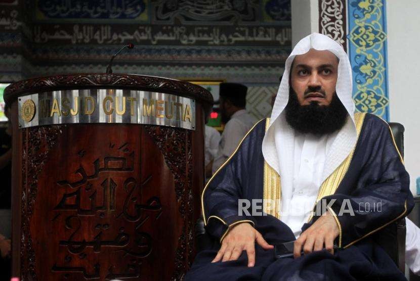 Mufti Menk: Islam Ajarkan Kebahagiaan dari Rasa Puas Terhadap Hal Kecil