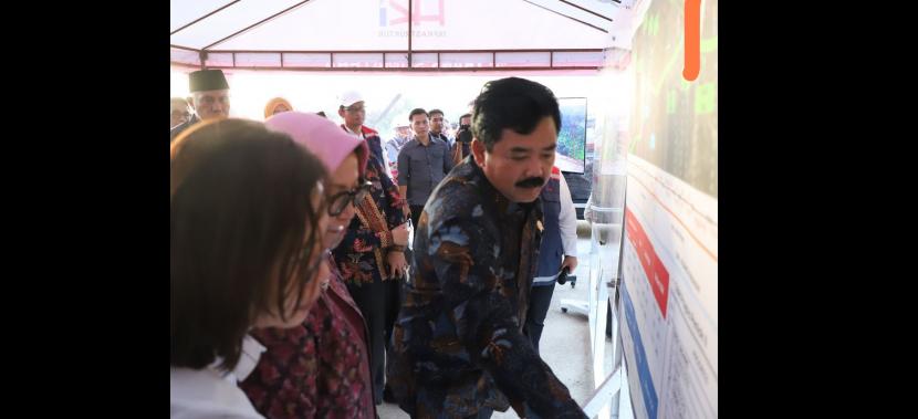 Percepat Pembangunan Jalan Tol Padang-Sicincin, Menteri Hadi Optimis Tol Segera Beroperasi