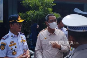 Pj Gubernur DKI Heru Dorong Masyarakat Beralih ke Kendaraan Listrik